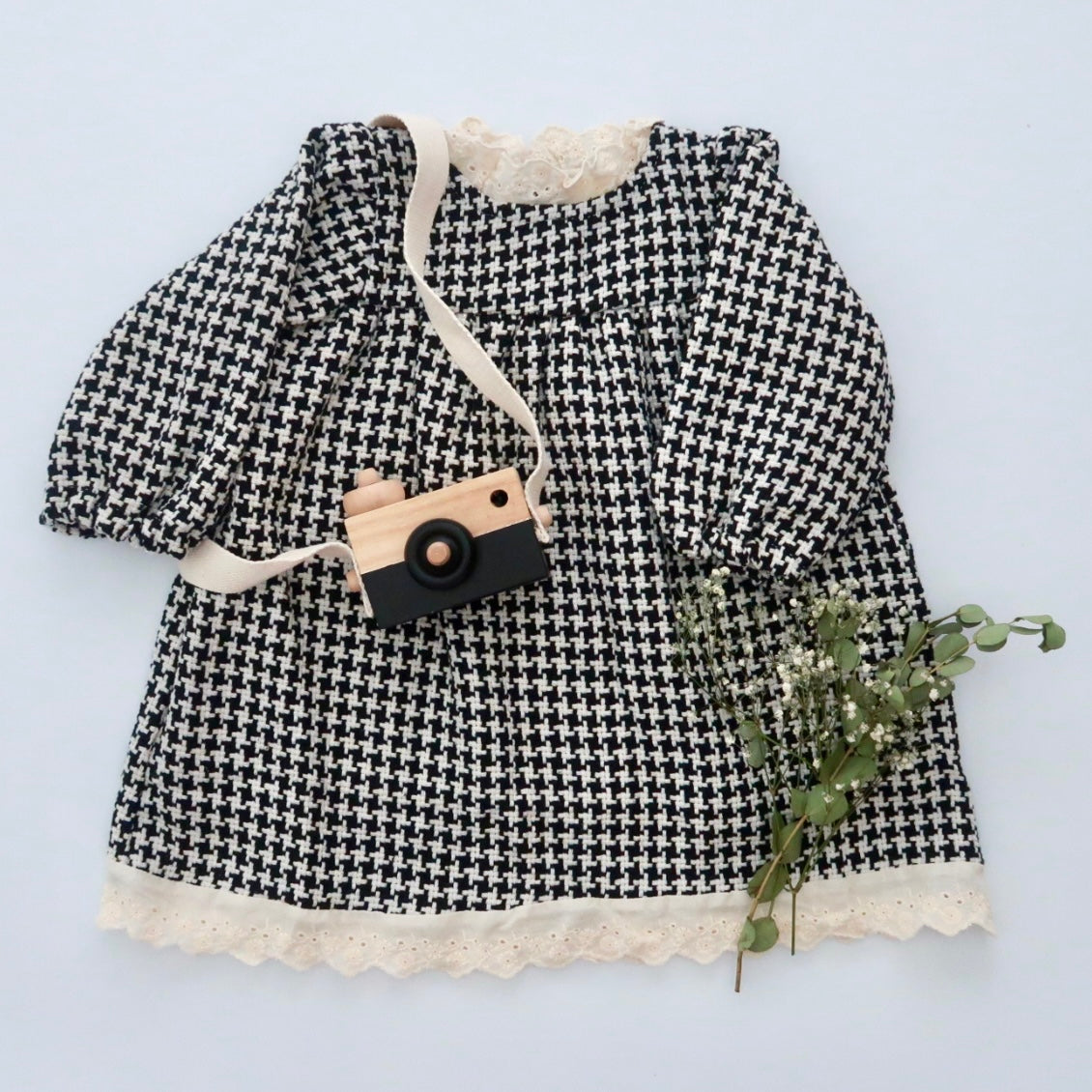 Black & Cream Gingham Lace Trim Dress (6-12m ONLY)
